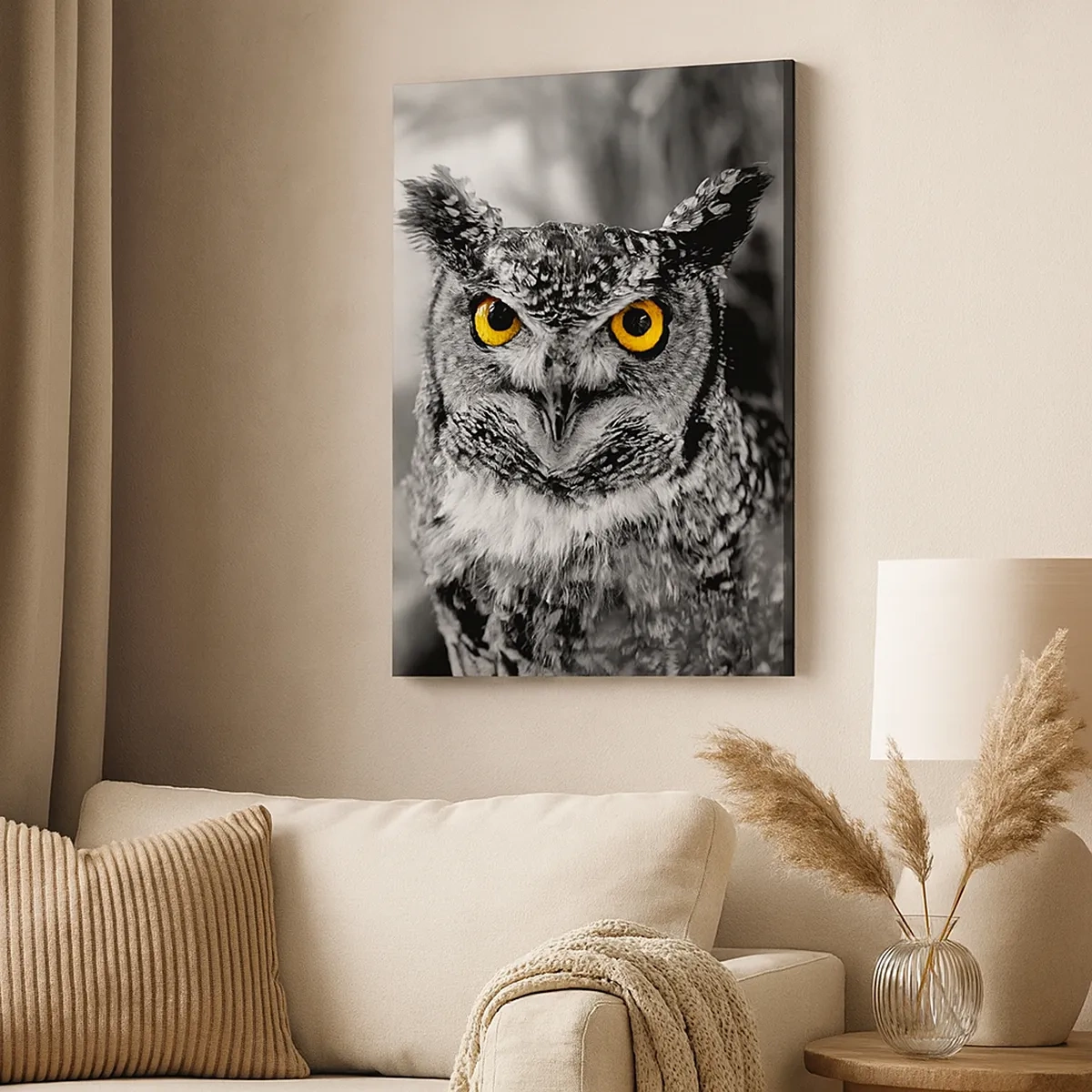 Quadro su tela - Stampe su Tela - Uno scatto in bianco e nero di un gufo con gli occhi gialli - 50x70cm - Non si può nascondere niente - Decorazione murale moderna per soggiorno e camera da letto ARTTOR