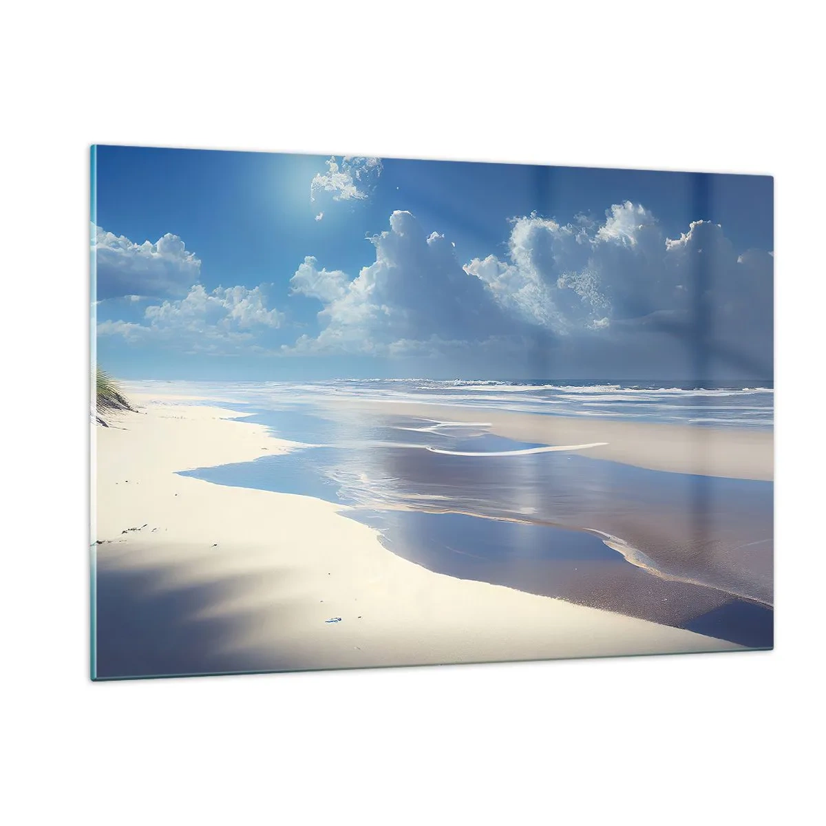 Quadro su vetro - Un'ampia spiaggia sabbiosa e onde calme sotto un cielo azzurro - 120x80cm - Vacanze in paradiso - Decorazione murale moderna per soggiorno e camera da letto ARTTOR