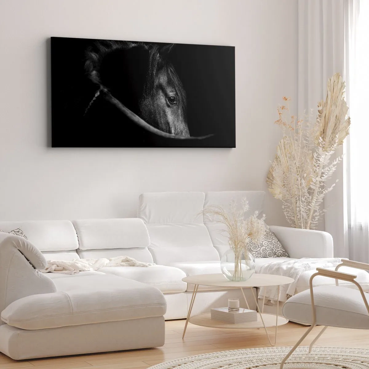 Quadro su tela - Stampe su Tela - Ritratto in bianco e nero di un cavallo con un sottile gioco di luci e ombre su uno sfondo scuro. - 120x50cm - Il principe nero - Decorazione murale moderna per soggiorno e camera da letto ARTTOR