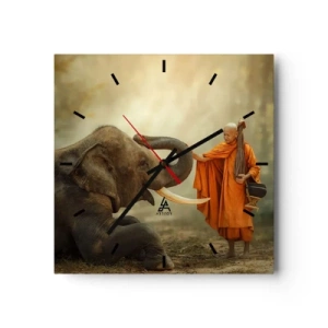 Orologio da parete - Orologio in Vetro - Un monaco e un elefante in armonia sullo sfondo della natura - 30x30cm - Incontro nel viaggio - Decorazione murale moderna per soggiorno e camera da letto ARTTOR
