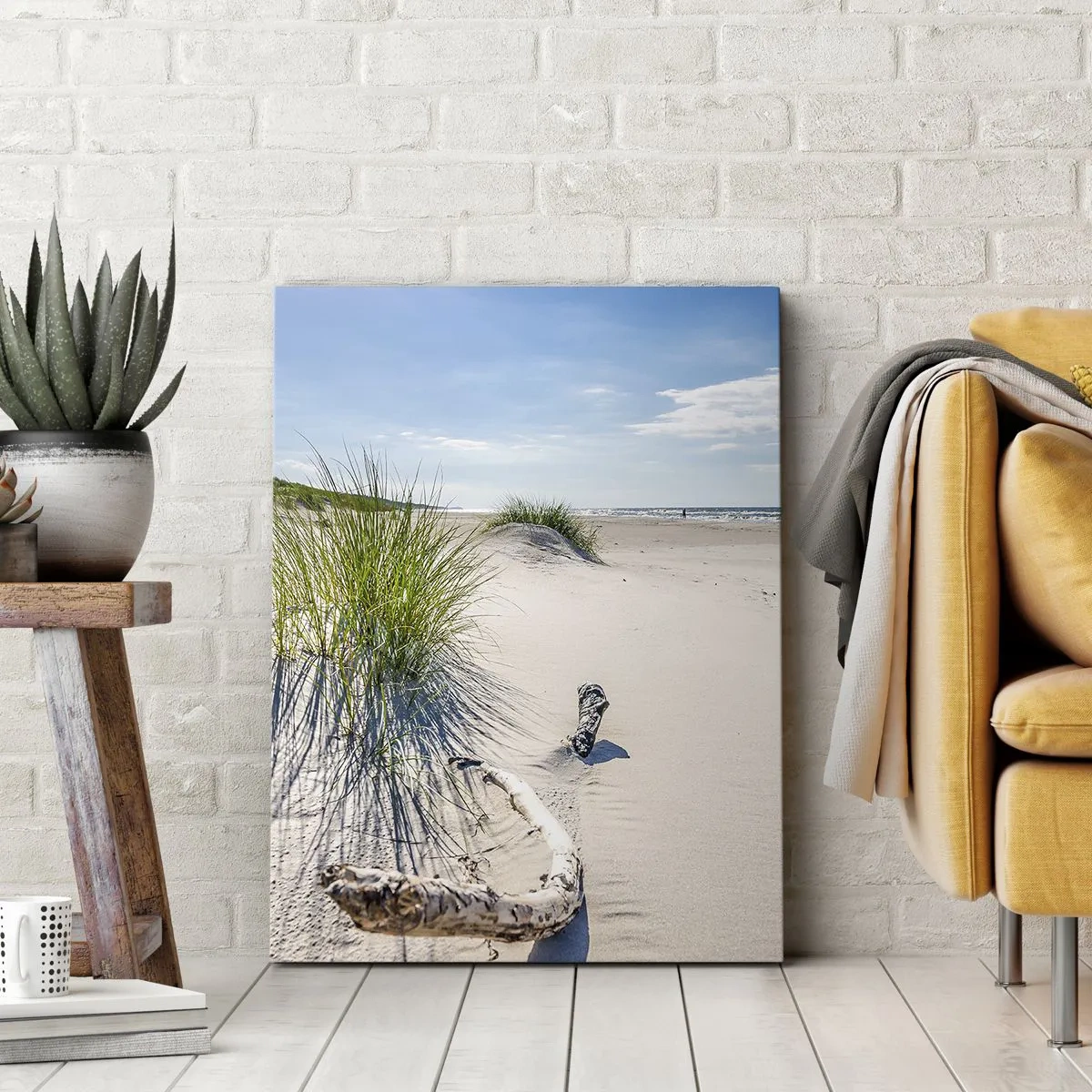 Quadro su tela - Stampe su Tela - Una spiaggia baltica con sabbia, erba e un cielo azzurro calmo - 50x70cm - La più bella? Quella del baltico - Decorazione murale moderna per soggiorno e camera da letto ARTTOR