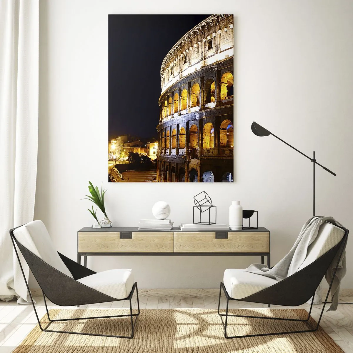 Quadro su vetro - Il Colosseo di notte con gli archi illuminati - 50x70cm - È tempo di iniziare i giochi - Decorazione murale moderna per soggiorno e camera da letto ARTTOR