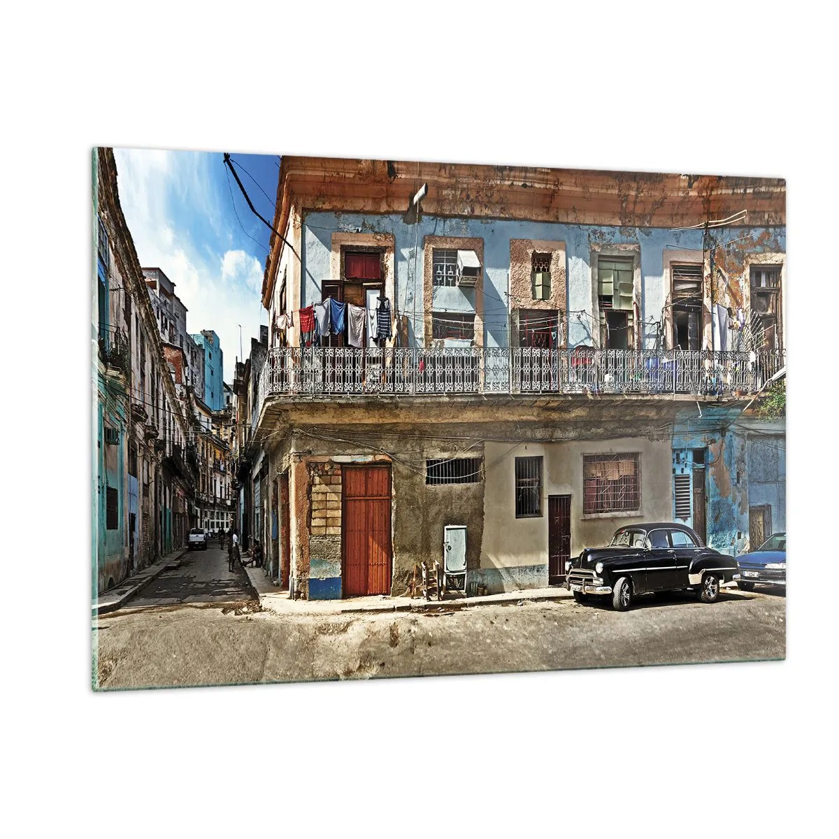 Quadro su vetro - Strada retrò con edifici classici e un'auto - 120x80cm - Atmosfera dell'Avana - Decorazione murale moderna per soggiorno e camera da letto ARTTOR
