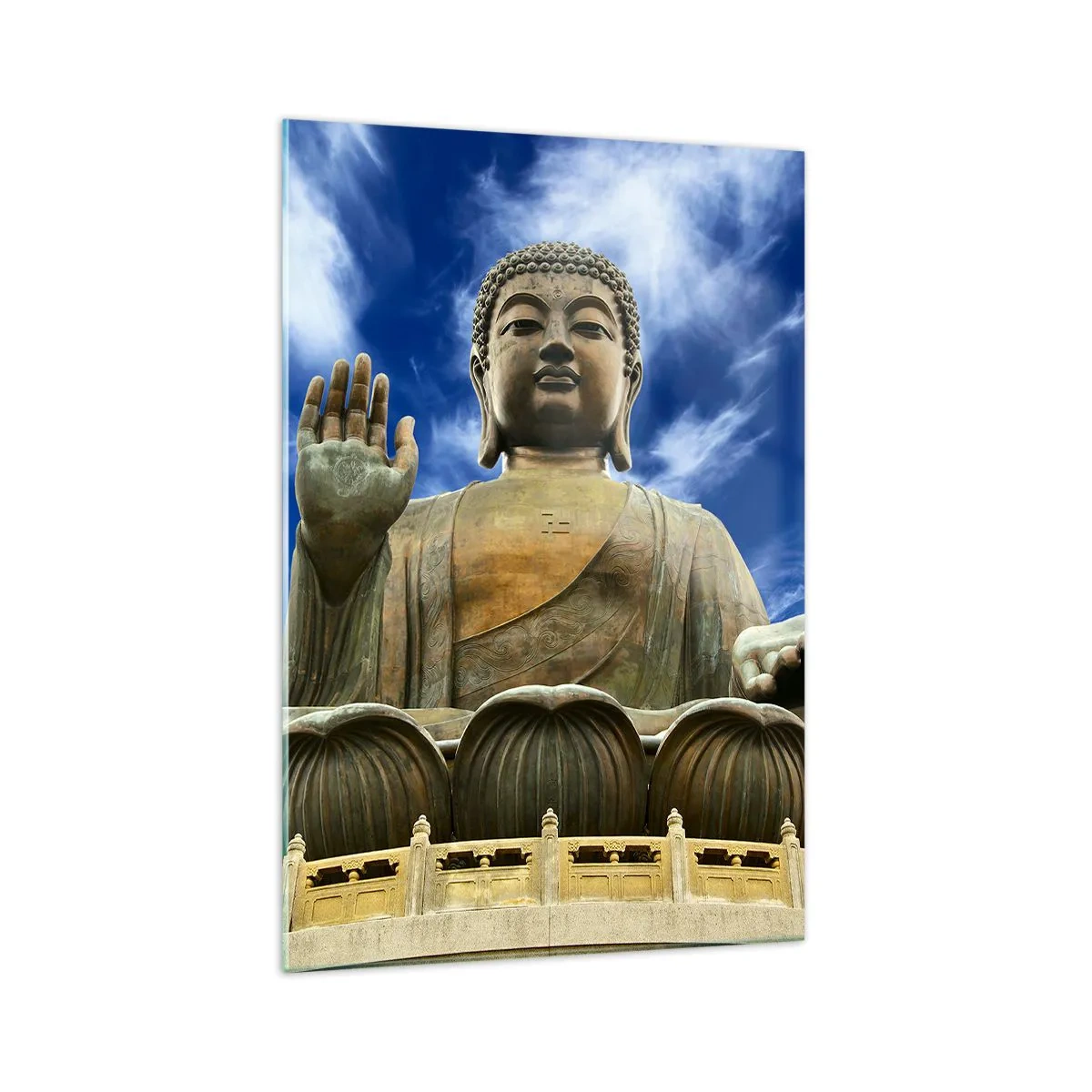 Quadro su vetro - Una statua monumentale del Buddha contro un cielo azzurro con nuvole - 70x100cm - Vivere senza paura - Decorazione murale moderna per soggiorno e camera da letto ARTTOR