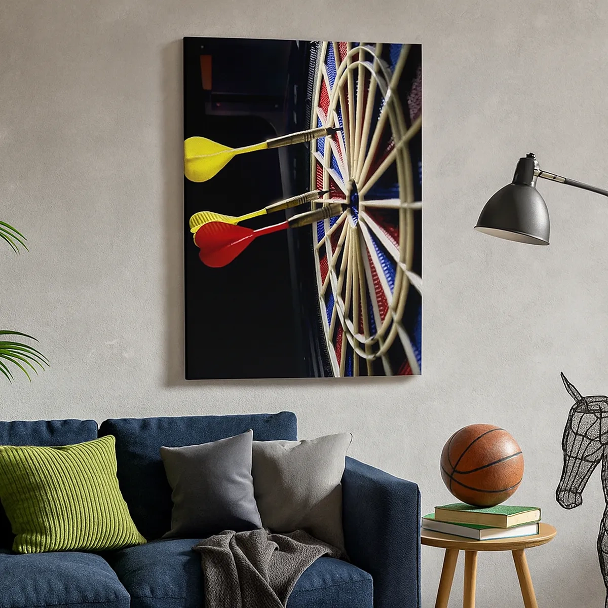 Quadro su tela - Stampe su Tela - Un bersaglio con freccette colpite su uno sfondo nero - 50x70cm - Dritto al centro - Decorazione murale moderna per soggiorno e camera da letto ARTTOR