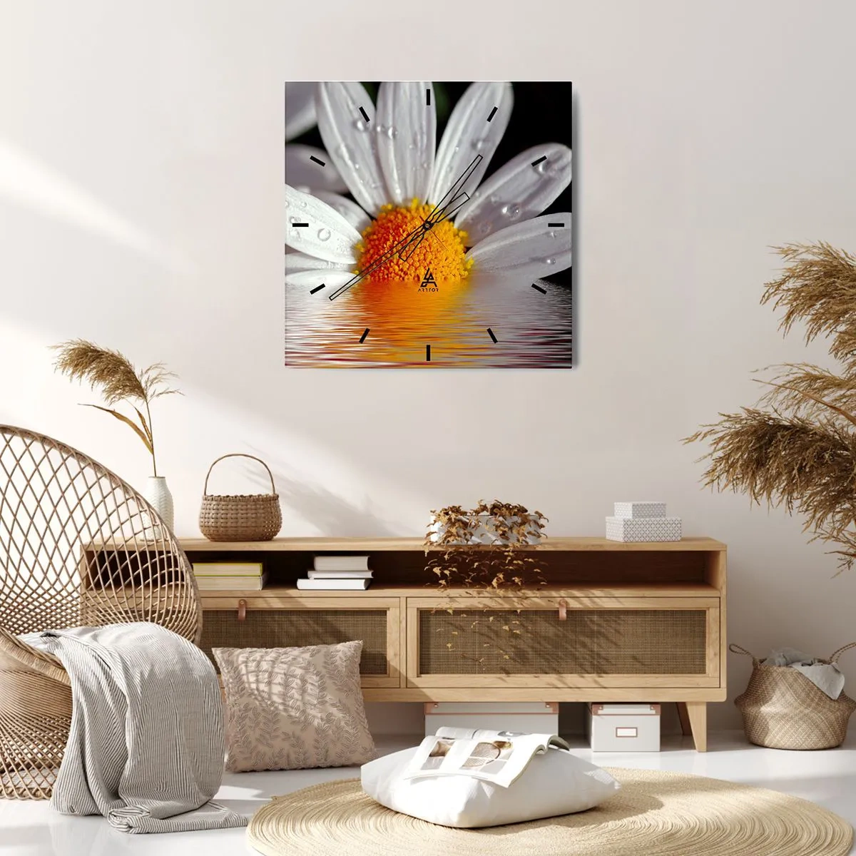 Orologio da parete - Orologio in Vetro - Una margherita bianca con gocce d'acqua immerse in un riflesso d'acqua - 30x30cm - L'alba della margherita - Decorazione murale moderna per soggiorno e camera da letto ARTTOR