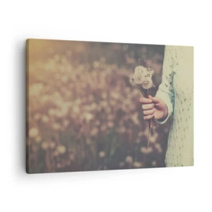 Quadro su tela - Stampe su Tela - Una mano che tiene dei denti di leone sullo sfondo sfocato di un campo pieno di fiori. - 70x50cm - Fermali per favore - Decorazione murale moderna per soggiorno e camera da letto ARTTOR