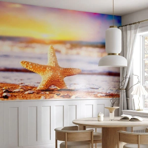 Fotomurali Premium Canvas - Una stella marina su una spiaggia sabbiosa al chiarore del sole al tramonto - 100x70cm - Regalo del mare - Decorazione murale moderna per soggiorno e camera da letto ARTTOR