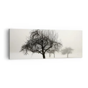 Quadro su tela - Stampe su Tela - Alberi in un campo innevato circondato dalla nebbia - 140x50cm - Sogno invernale - Decorazione murale moderna per soggiorno e camera da letto ARTTOR
