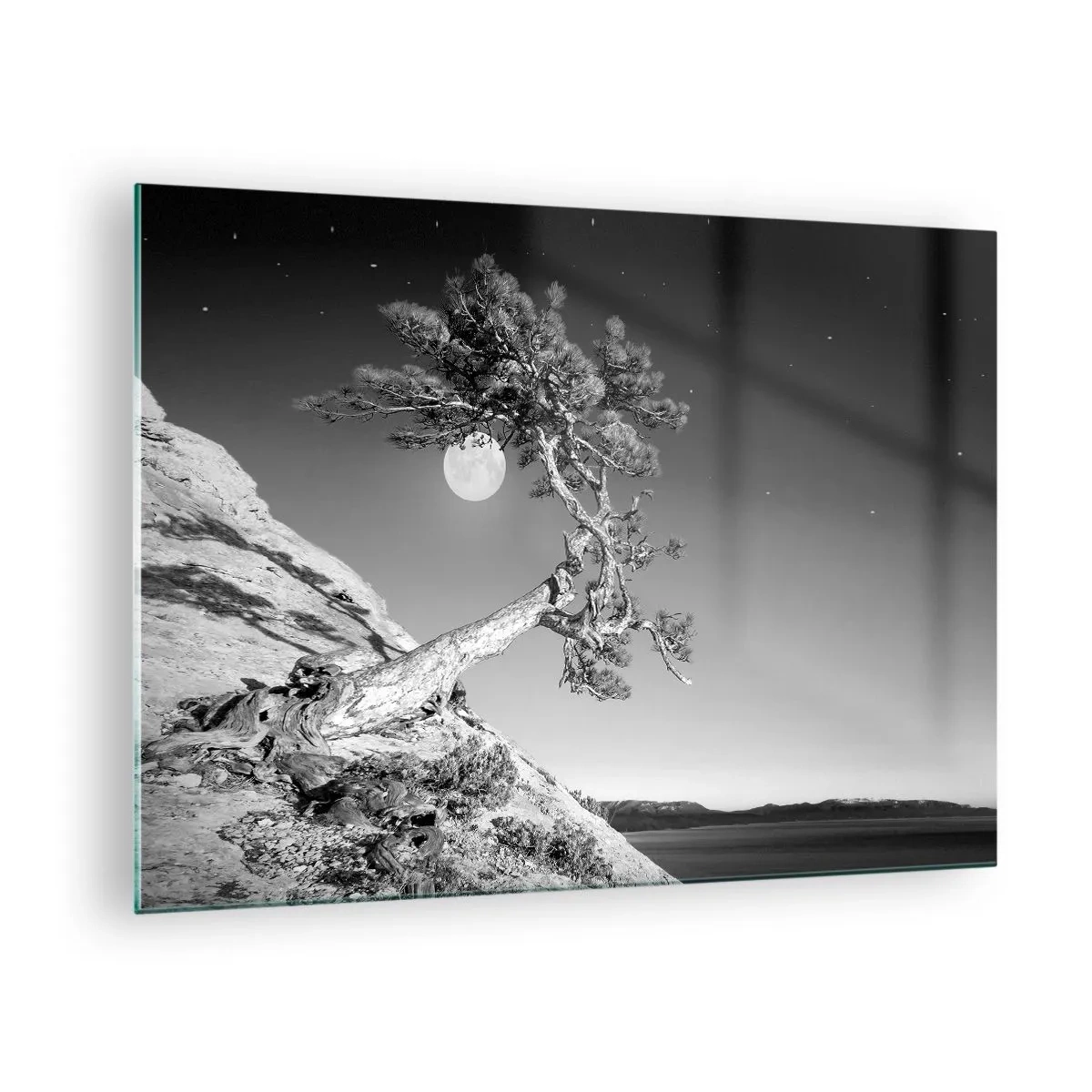 Quadro su vetro - Un albero inclinato su una collina con la luna sullo sfondo - 70x50cm - Guerriera vittoriosa - Decorazione murale moderna per soggiorno e camera da letto ARTTOR