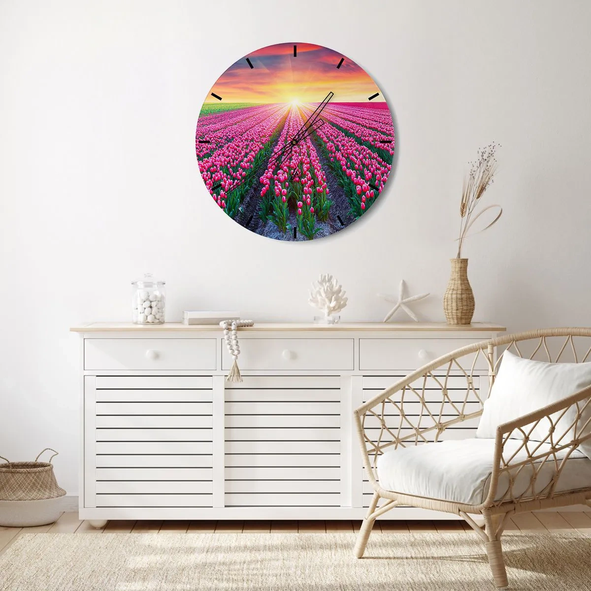 Orologio da parete - Orologio in Vetro - Un campo di tulipani rossi al tramonto - 30x30cm - La fattoria della bellezza - Decorazione murale moderna per soggiorno, cucina e camera da letto ARTTOR