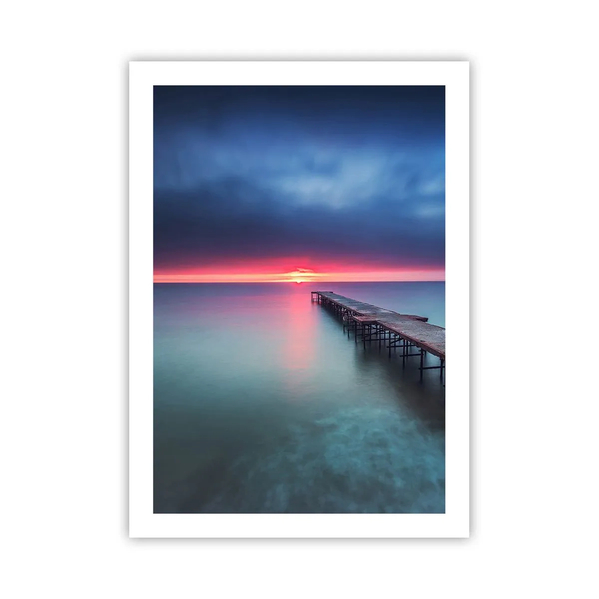 Poster - Un molo che si estende in un mare calmo al tramonto - 50x70cm - Tra il cielo e la terra - Decorazione murale moderna per soggiorno e camera da letto ARTTOR