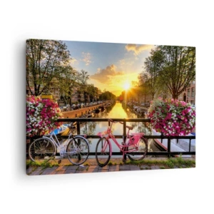 Quadro su tela - Stampe su Tela - Biciclette su un ponte al chiarore del sole al tramonto - 70x50cm - Mattino di primavera ad Amsterdam - Decorazione murale moderna per soggiorno e camera da letto ARTTOR