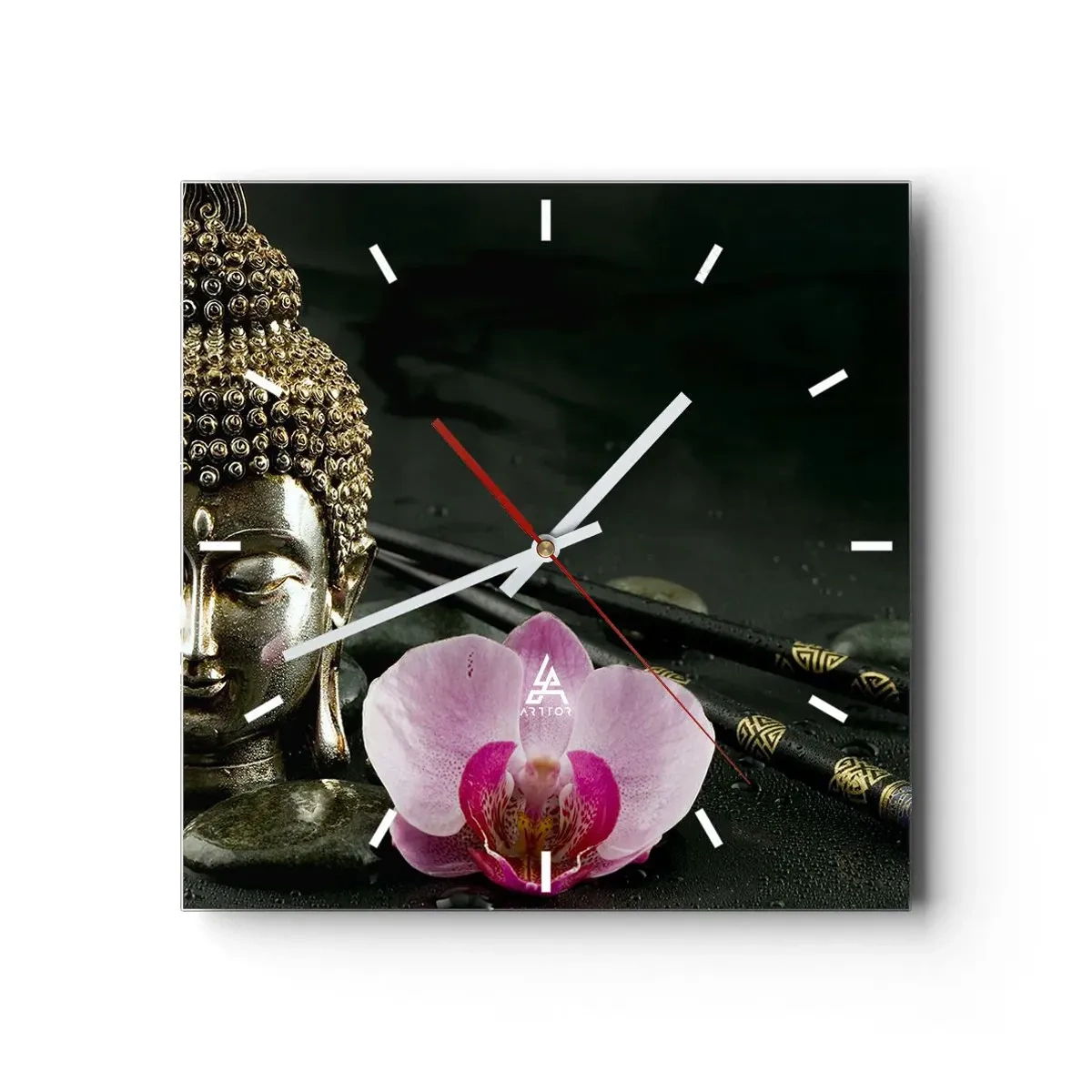 Orologio da parete - Orologio in Vetro - Una statuetta di Buddha con un'orchidea e delle bacchette su uno sfondo di pietre - 30x30cm - Armonia di saggezza e bellezza - Decorazione murale moderna per soggiorno e camera da letto ARTTOR