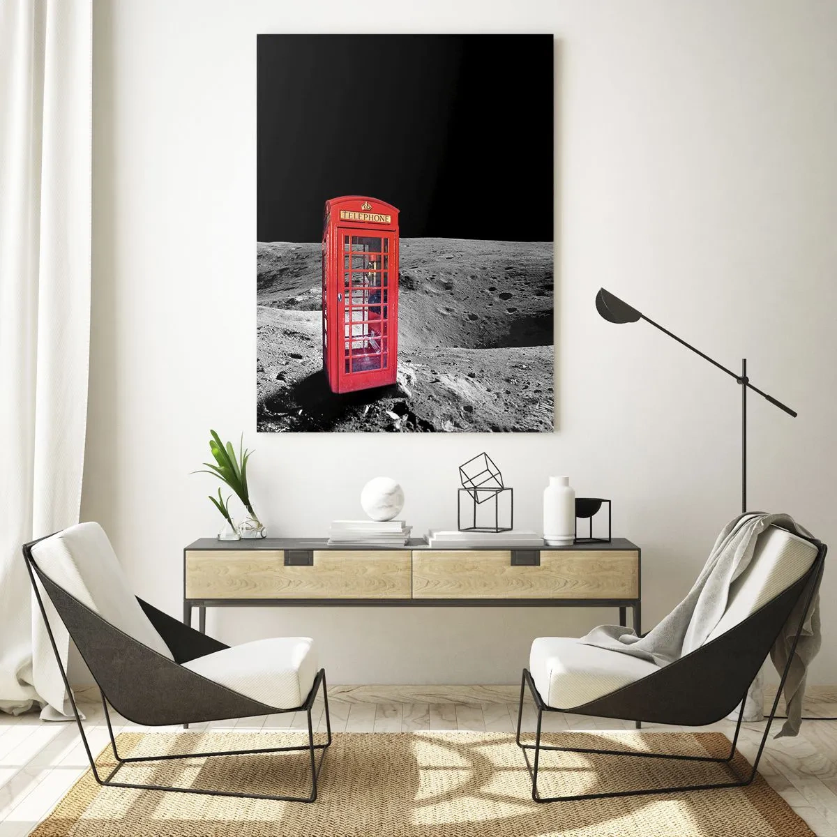 Quadro su vetro - Una cabina telefonica rossa sulla superficie lunare con un astronauta - 50x70cm - Scherzo cosmico - Decorazione murale moderna per soggiorno e camera da letto ARTTOR