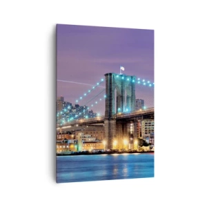 Quadro su tela - Stampe su Tela - Ponte di Brooklyn di notte con la città illuminata sullo sfondo - 70x100cm - Da tanti anni il ponte di Brooklyn - Decorazione murale moderna per soggiorno e camera da letto ARTTOR
