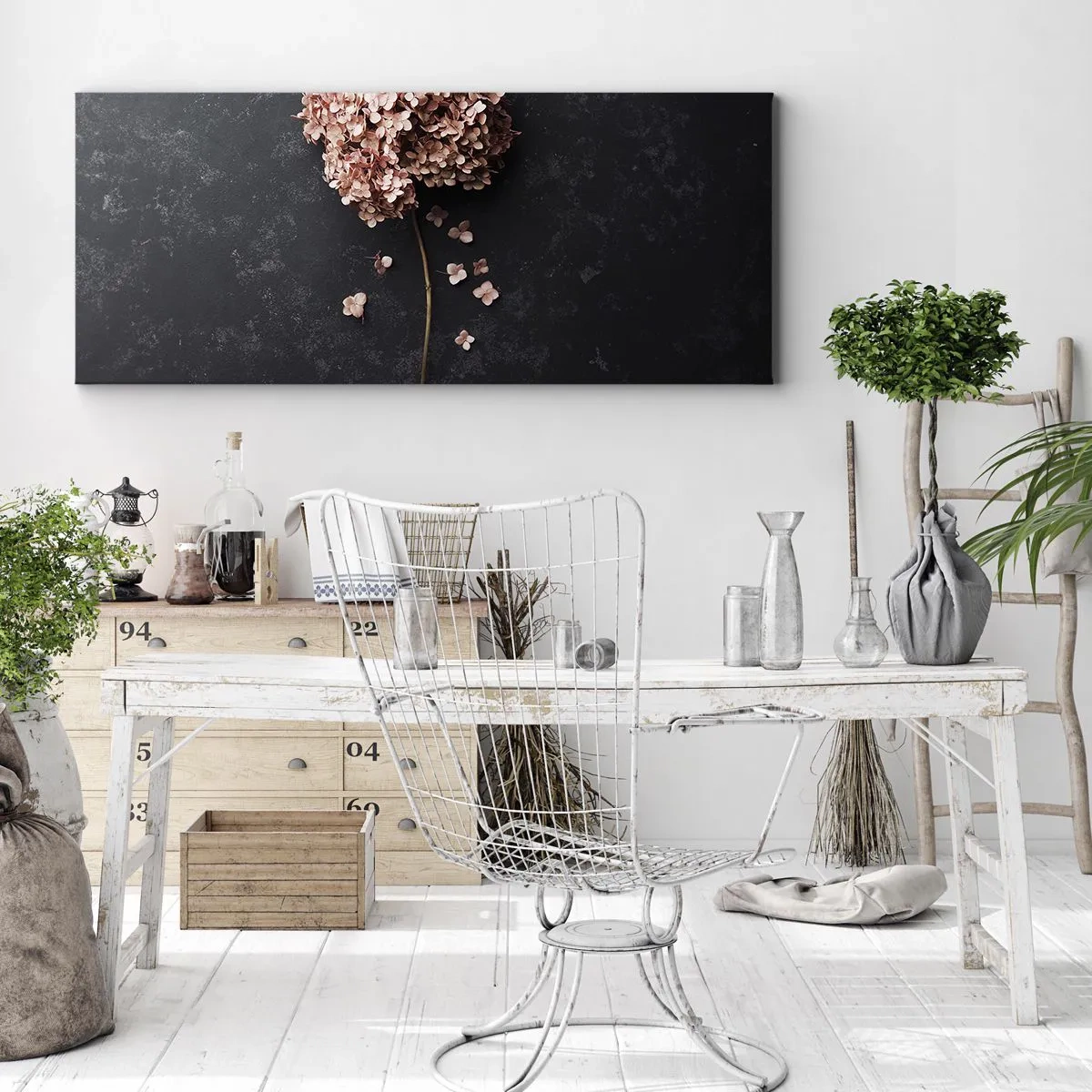 Quadro su tela - Stampe su Tela - Un delicato fiore di ortensia su uno sfondo scuro - 140x50cm - Un vero segno romantico - Decorazione murale moderna per soggiorno e camera da letto ARTTOR