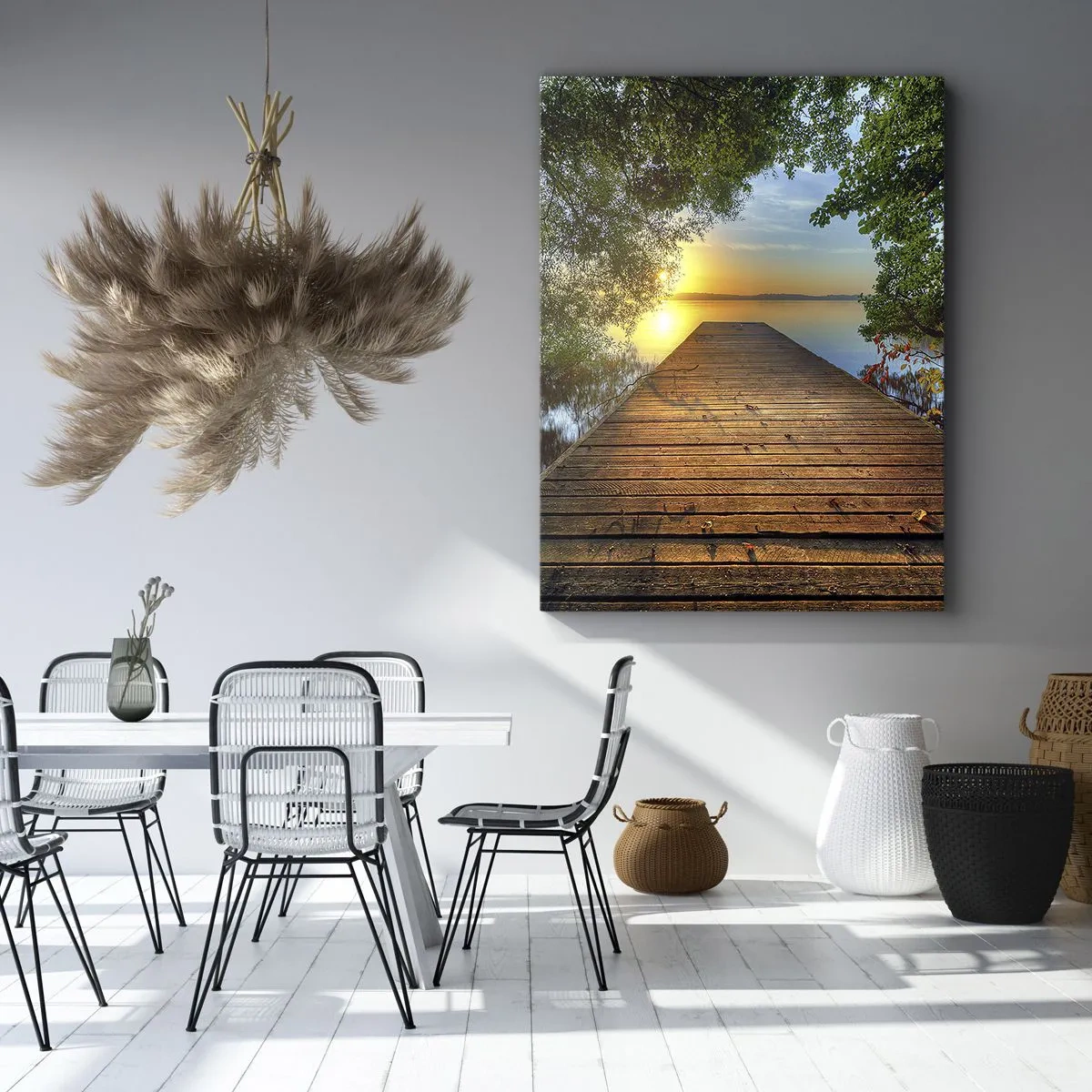 Quadro su tela - Stampe su Tela - Un molo di legno circondato dal verde durante il tramonto - 50x70cm - Non avere fretta, siediti - Decorazione murale moderna per soggiorno e camera da letto ARTTOR
