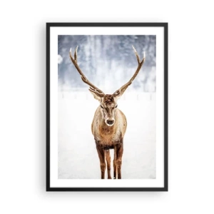 Poster in cornice nera - Un maestoso cervo sullo sfondo di un paesaggio invernale - 50x70cm - Direttamente dalla nebbia di neve - Decorazione murale moderna per soggiorno e camera da letto ARTTOR
