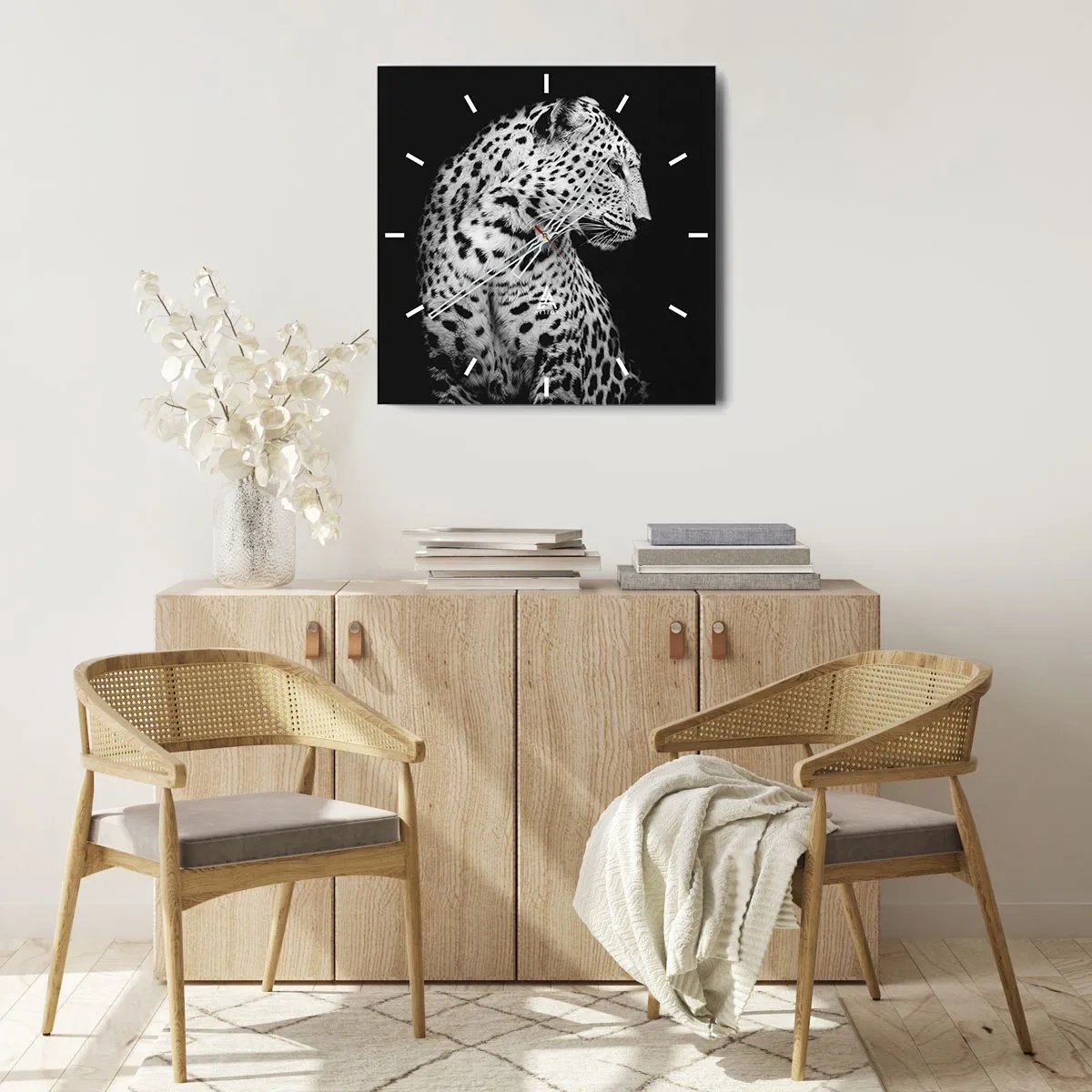 Orologio da parete - Orologio in Vetro - Immagine in bianco e nero di un leopardo su sfondo nero - 30x30cm - Profilo destro perfetto! - Decorazione murale moderna per soggiorno e camera da letto ARTTOR