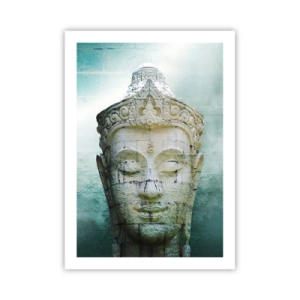Poster - Una statua del Buddha su uno sfondo di sottili sfumature di verde - 50x70cm - Cercando la luce - Decorazione murale moderna per soggiorno e camera da letto ARTTOR