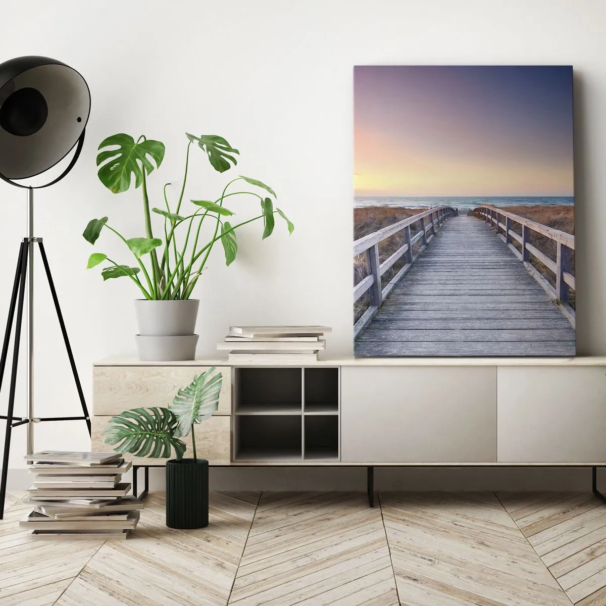 Quadro su tela - Stampe su Tela - Un molo di legno che conduce alla spiaggia al tramonto, con il cielo dipinto di colori pastello. - 80x120cm - Aurora serale baltica - Decorazione murale moderna per soggiorno e camera da letto ARTTOR