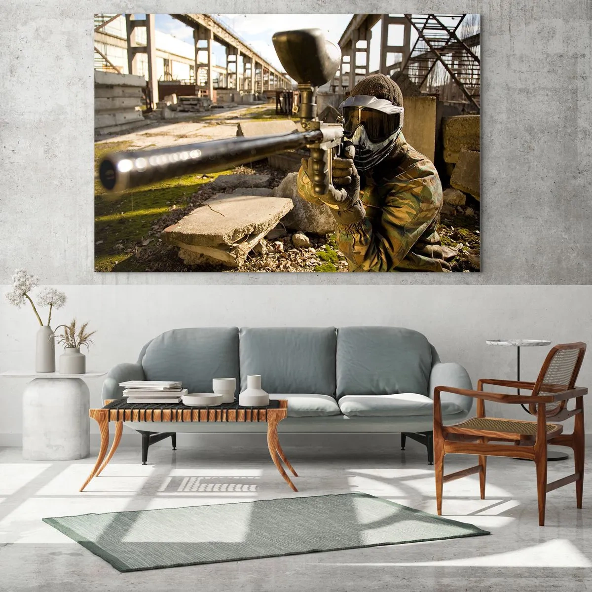 Quadro su vetro - Giocatore di paintball in azione in un ambiente industriale - 120x80cm - Anche tu puoi essere un eroe - Decorazione murale moderna per soggiorno e camera da letto ARTTOR