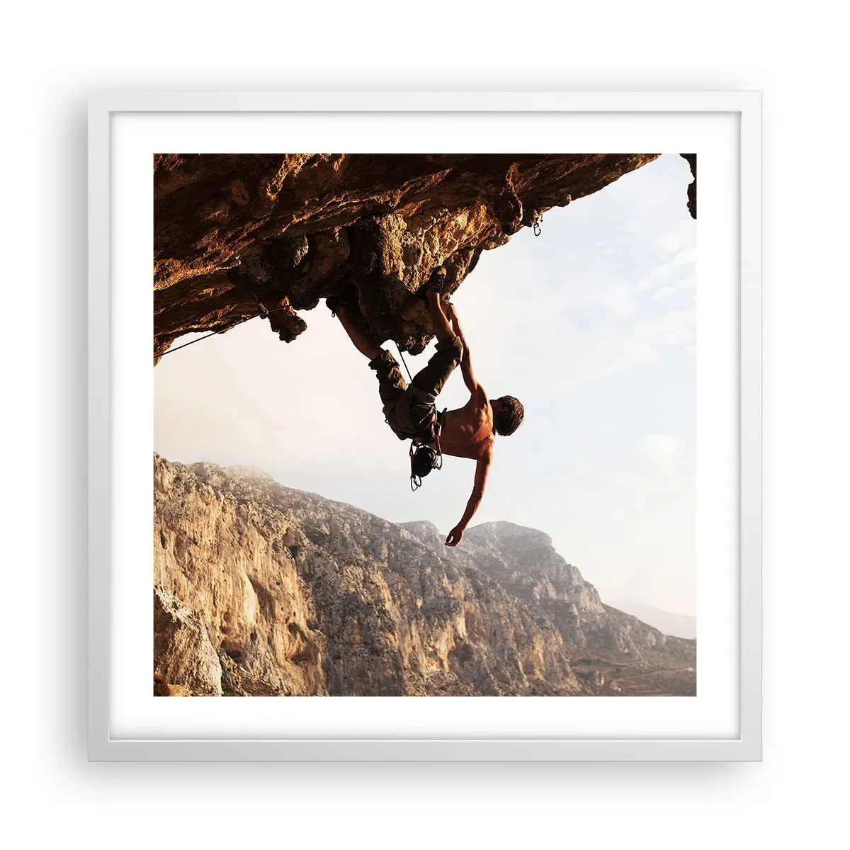 Poster in cornice bianca - Il mondo ristretto in una mano sul bordo del masso - 50x50 cm