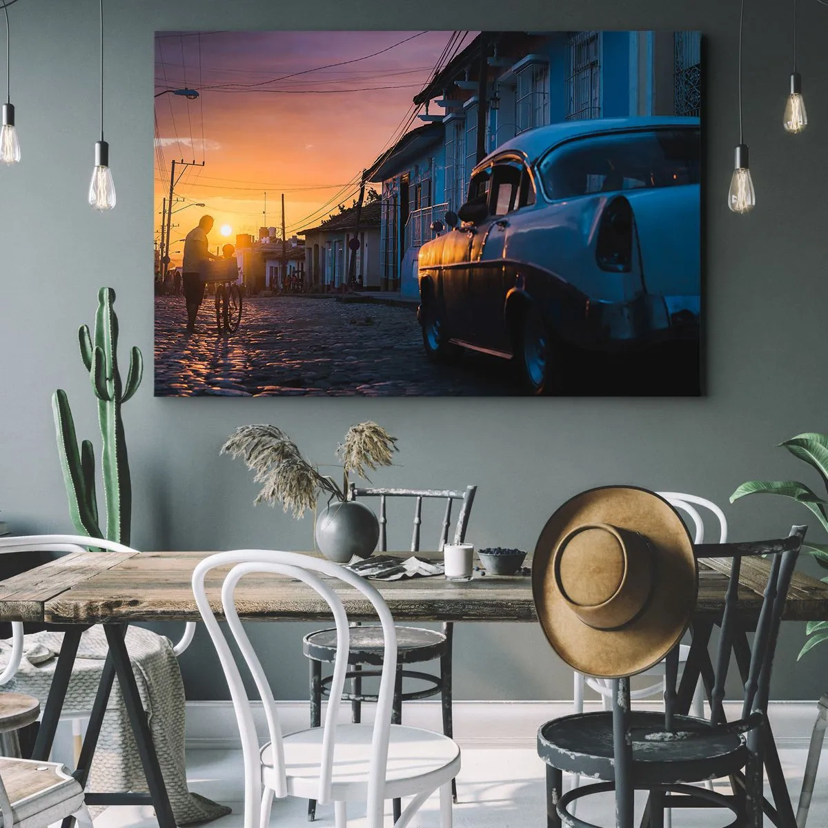 Quadro su tela - Stampe su Tela - Auto e bicicletta retrò sulla strada alla luce del sole al tramonto - 70x50cm - Qui il tempo rallenta - Decorazione murale moderna per soggiorno e camera da letto ARTTOR