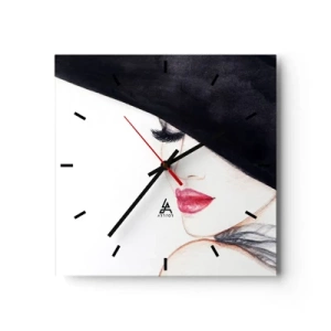 Orologio da parete - Orologio in Vetro - Un'illustrazione sottile di una donna con un cappello nero e labbra rosse - 30x30cm - Eleganza e sensualità - Decorazione murale moderna per soggiorno e camera da letto ARTTOR