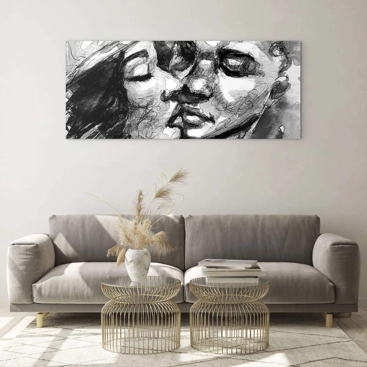 Quadro su vetro - Un acquerello in bianco e nero che raffigura un momento intimo tra due persone. - 140x50cm - Un attimo di tenerezza - Decorazione murale moderna per soggiorno e camera da letto ARTTOR