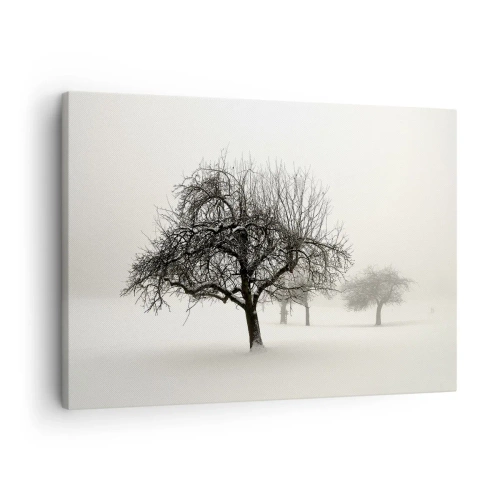 Quadro su tela - Stampe su Tela - Alberi in un campo innevato circondato dalla nebbia - 70x50cm - Sogno invernale - Decorazione murale moderna per soggiorno e camera da letto ARTTOR