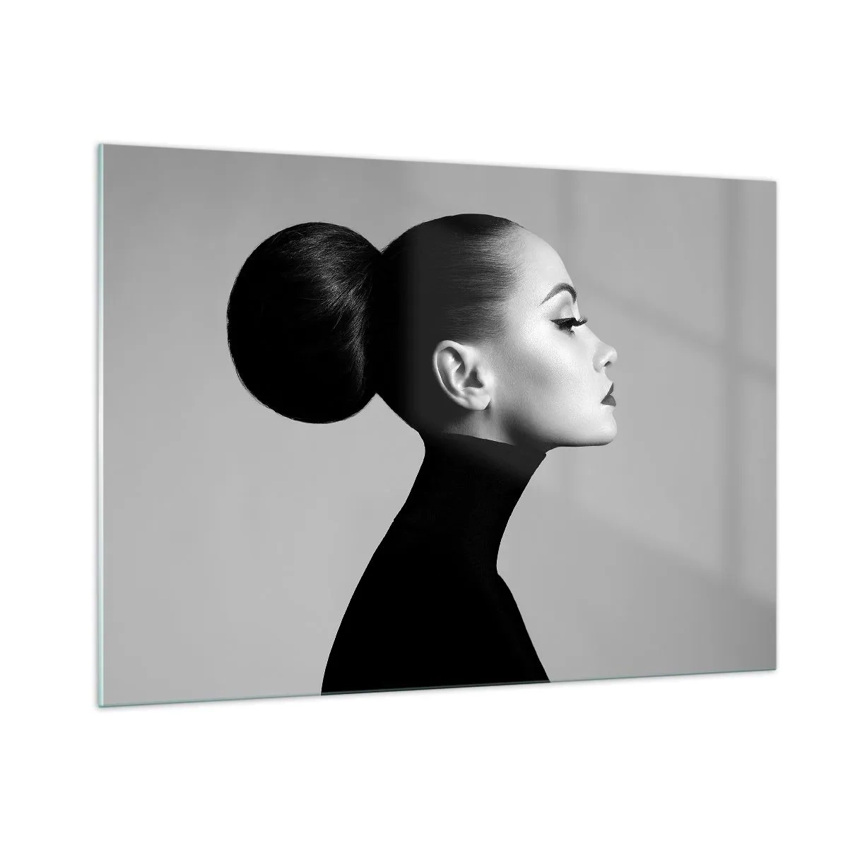 Quadro su vetro - Donna elegante in nero su sfondo grigio - 100x70cm - La Nefertiti di oggi - Decorazione murale moderna per soggiorno e camera da letto ARTTOR