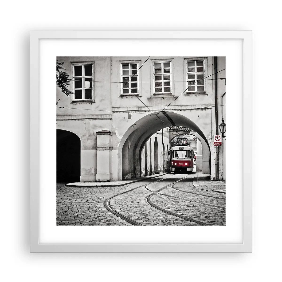 Poster in cornice bianca - Attraverso il labirinto cittadino - 40x40 cm