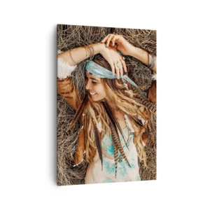 Quadro su tela - Stampe su Tela - Donna in stile boho sdraiata sul fieno - 70x100cm - Verso gli anni dell'amore - Decorazione murale moderna per soggiorno e camera da letto ARTTOR