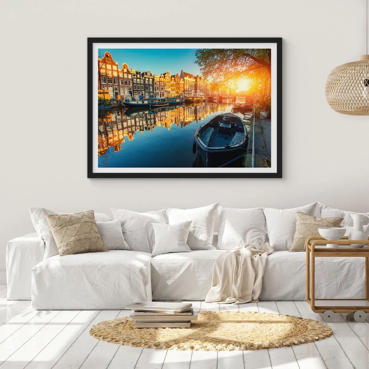 Poster in cornice nera - Canale di Amsterdam al tramonto - 70x50cm - L'alba ad Amsterdam - Decorazione murale moderna per soggiorno e camera da letto ARTTOR