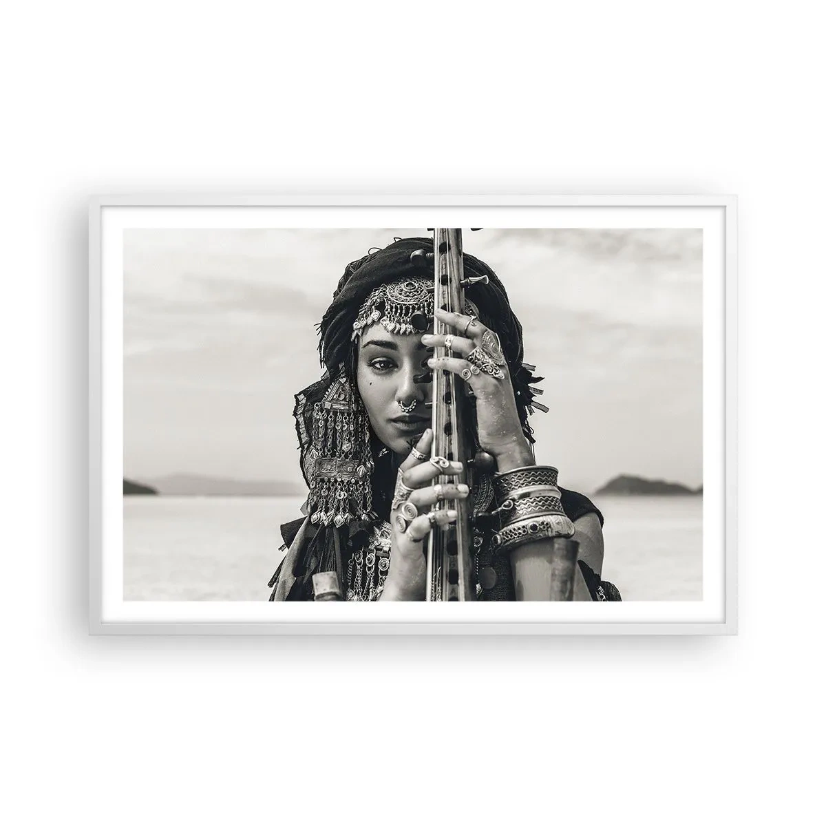 Poster in cornice bianca - La musica dell'oriente - 91x61 cm