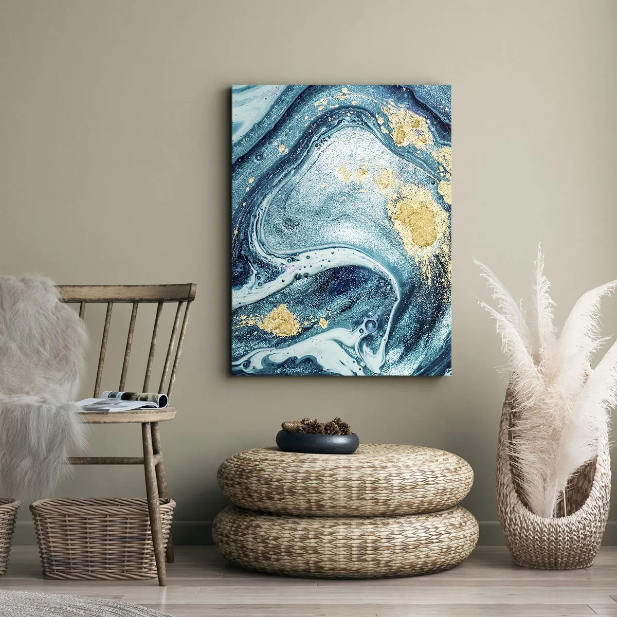 Quadro su tela - Stampe su Tela - Una composizione astratta di onde e accenti dorati - 50x70cm - Vortice blu - Decorazione murale moderna per soggiorno e camera da letto ARTTOR