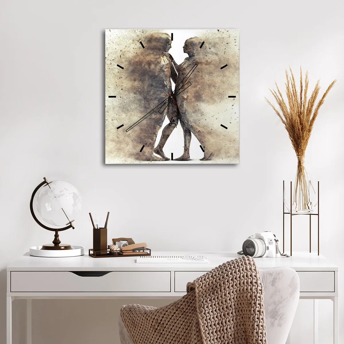 Orologio da parete - Orologio in Vetro - Un duo astratto di silhouette in tonalità sabbia - 30x30cm - Nati dalla polvere, per amare - Decorazione murale moderna per soggiorno e camera da letto ARTTOR