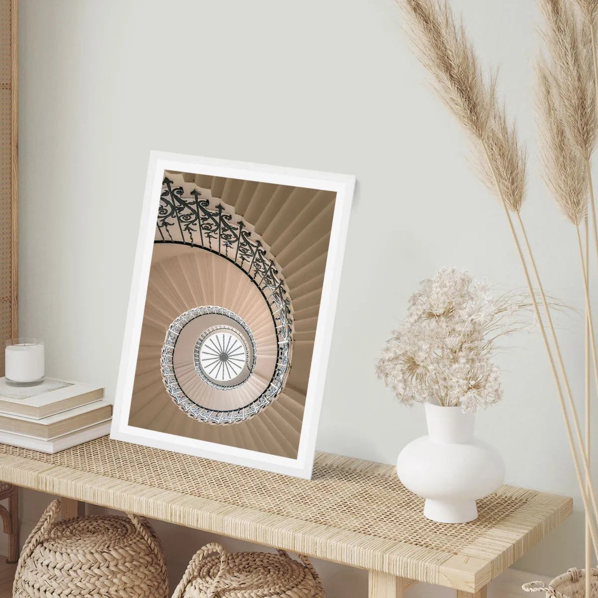 Poster in cornice bianca - Al centro della chiocciola - 61x91 cm