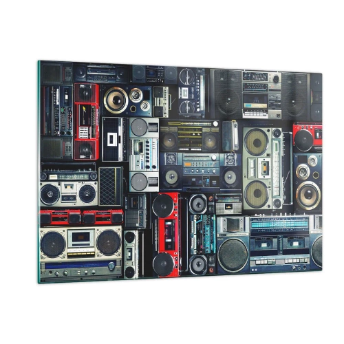 Quadro su vetro - Un collage di radio e registratori retrò su uno sfondo scuro. - 120x80cm - Nostalgia degli anni '80 - Decorazione murale moderna per soggiorno e camera da letto ARTTOR
