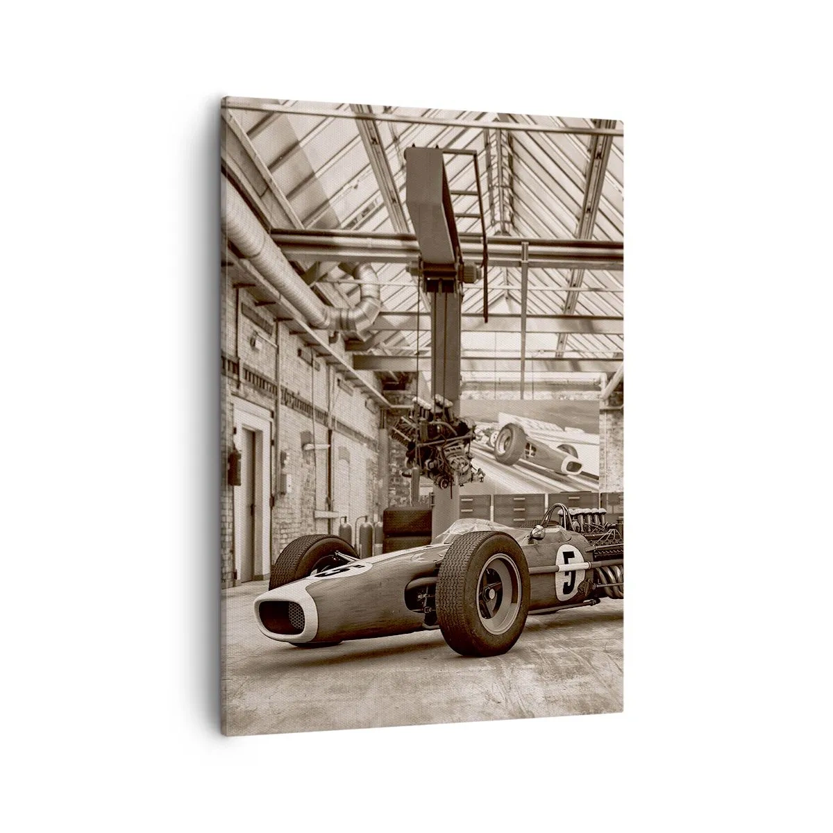 Quadro su tela - Stampe su Tela - Auto da corsa in bianco e nero in un interno industriale - 50x70cm - Il riposo del vincitore - Decorazione murale moderna per soggiorno e camera da letto ARTTOR