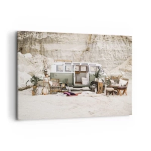 Quadro su tela - Stampe su Tela - Un camper retrò dal design boho sullo sfondo di un paesaggio roccioso. - 120x80cm - è tempo di viaggiare - Decorazione murale moderna per soggiorno e camera da letto ARTTOR