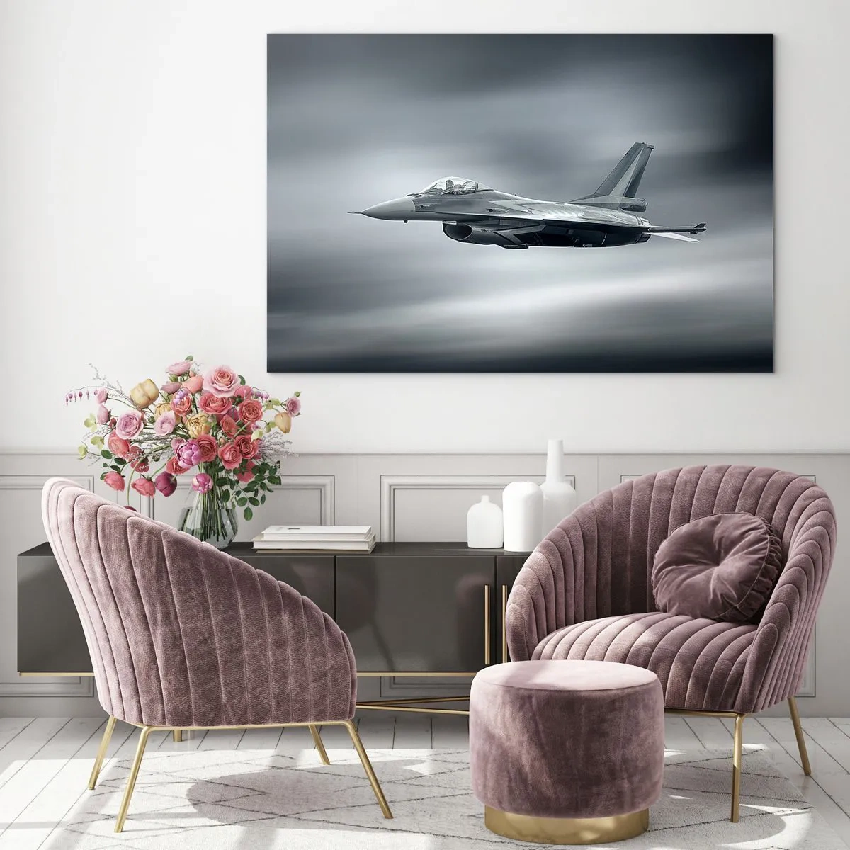 Quadro su vetro - Un aereo da caccia in volo contro un cielo nuvoloso - 70x50cm - Lanci la sfida? - Decorazione murale moderna per soggiorno e camera da letto ARTTOR
