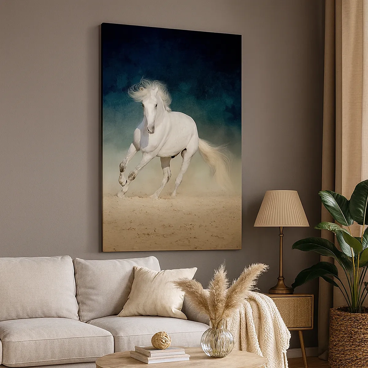 Quadro su tela - Stampe su Tela - Un cavallo bianco al galoppo contro un cielo sfocato - 50x70cm - Libertà allo stato puro - Decorazione murale moderna per soggiorno e camera da letto ARTTOR