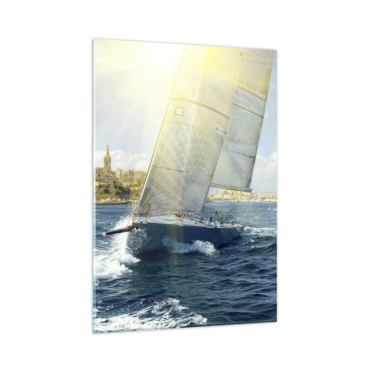 Quadro su vetro - Uno yacht che naviga sullo sfondo di una città in una giornata di sole - 50x70cm - Tempo di lasciare la città - Decorazione murale moderna per soggiorno e camera da letto ARTTOR