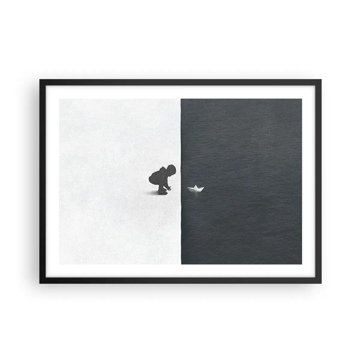 Poster in cornice nera - La figura di un bambino con una barchetta di carta su uno sfondo di metà contrastanti - 70x50cm - La grande spedizione - Decorazione murale moderna per soggiorno e camera da letto ARTTOR