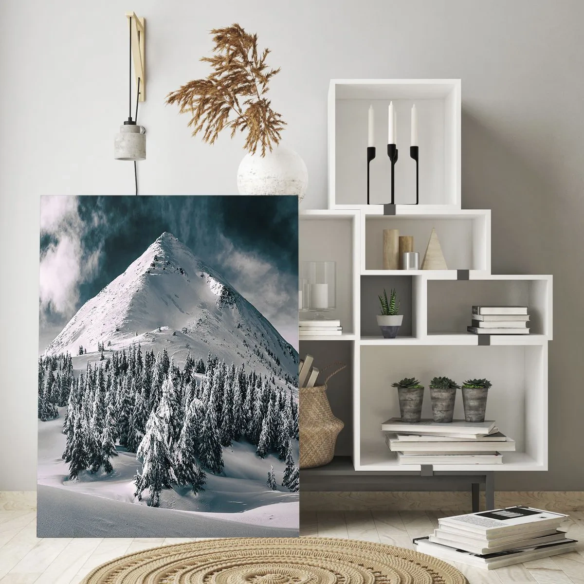 Quadro su vetro - Paesaggio montano invernale con cime innevate e foreste - 50x70cm - Il paese della neve e del ghiaccio - Decorazione murale moderna per soggiorno e camera da letto ARTTOR