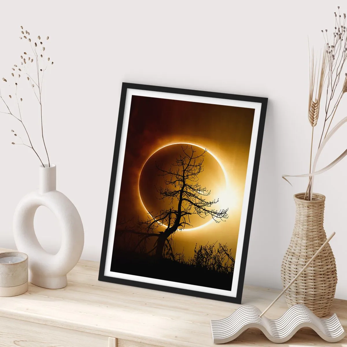 Poster in cornice nera - Eclissi totale - 40x50 cm