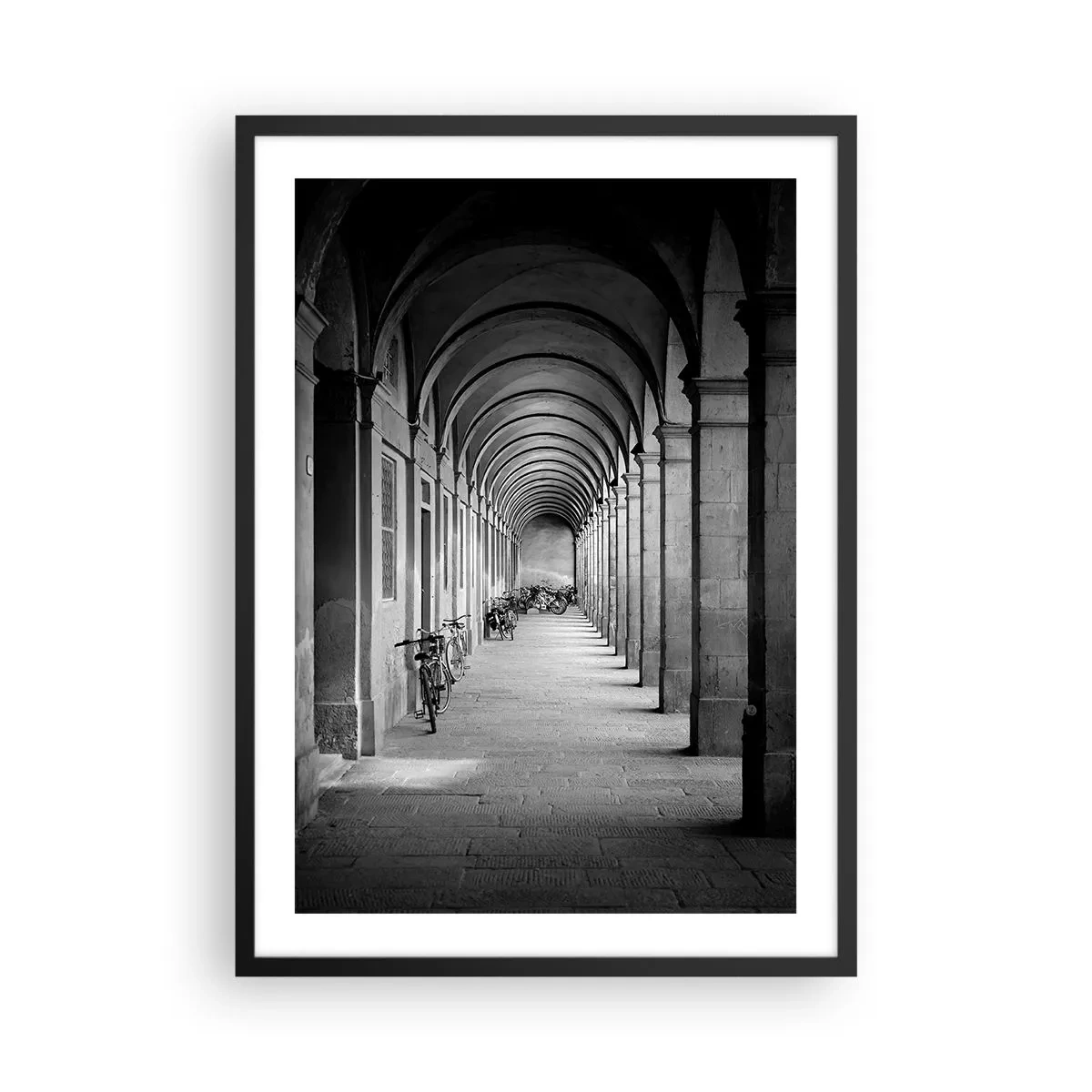 Poster in cornice nera - Architettura in bianco e nero dei portici - 50x70cm - Sotto i portici - Decorazione murale moderna per soggiorno e camera da letto ARTTOR